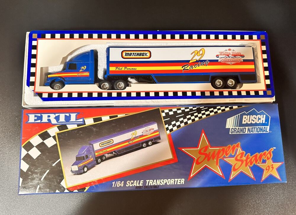 Vintage Ertl 1993 1/64 #29 PHIL PARSONS MATCHBOX Transporter New